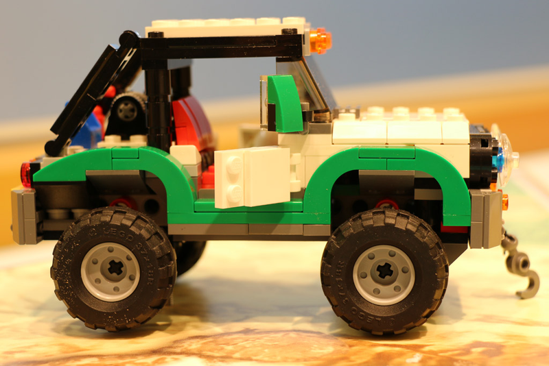 Illustration for article titled The 2015 Nuremberg Toy Fair images show all the amazing upcoming Lego